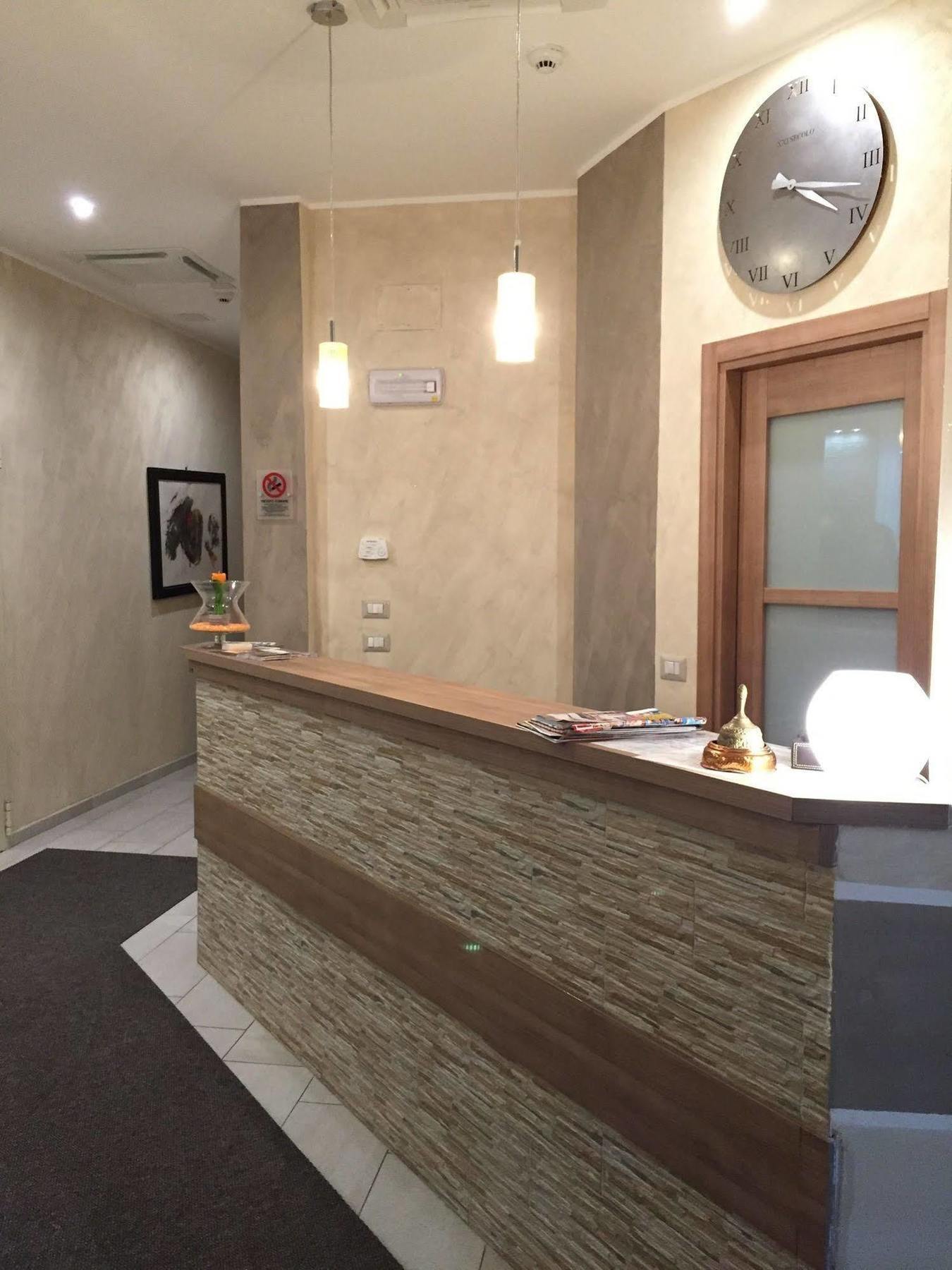 Hotel Montecarlo ميلان المظهر الخارجي الصورة